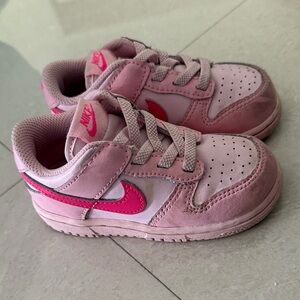 Nike Dunk Low Pink Low-Top Sneakers 7C